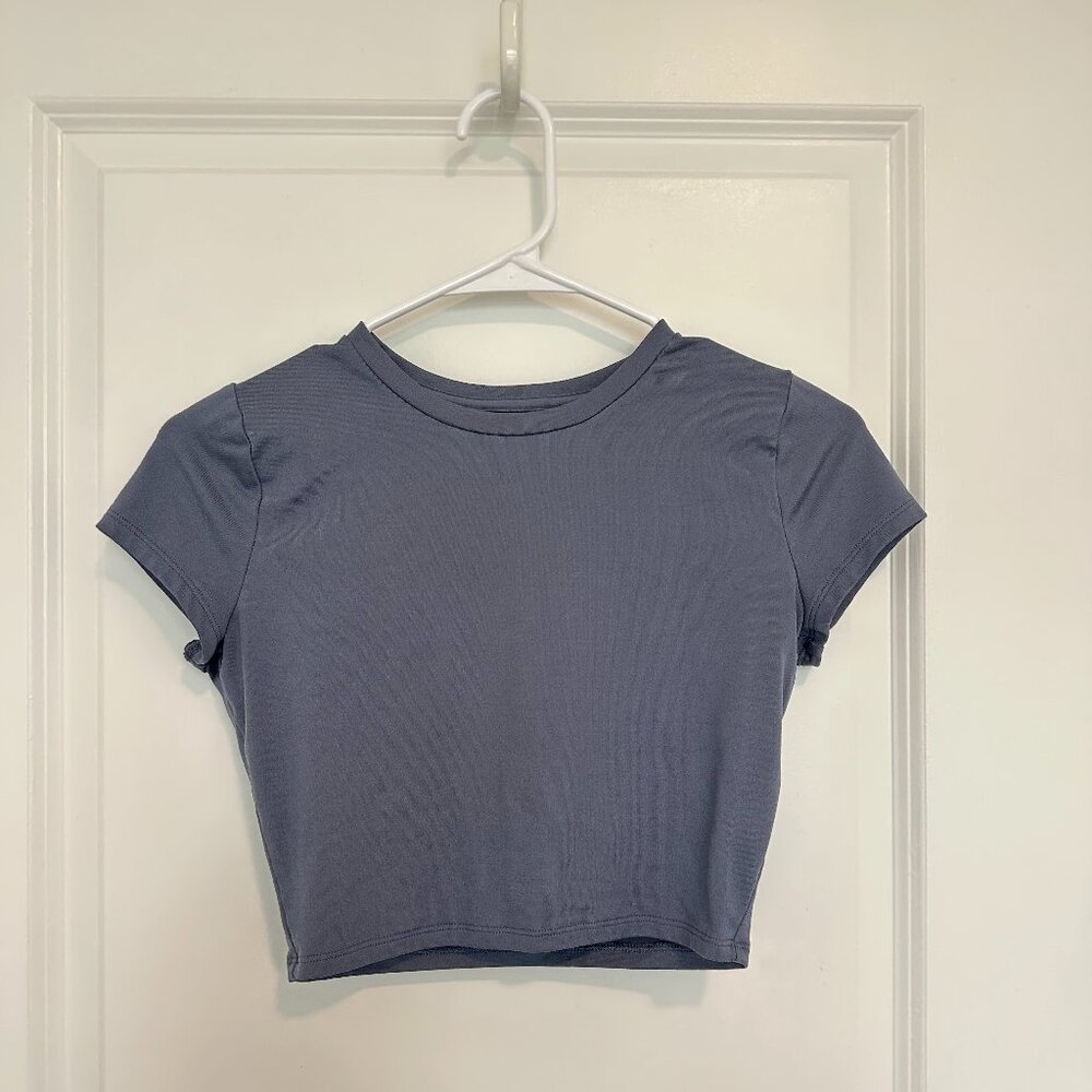 Hollister Women's Soft Stretch Seamless Fabric Crew Baby Tee